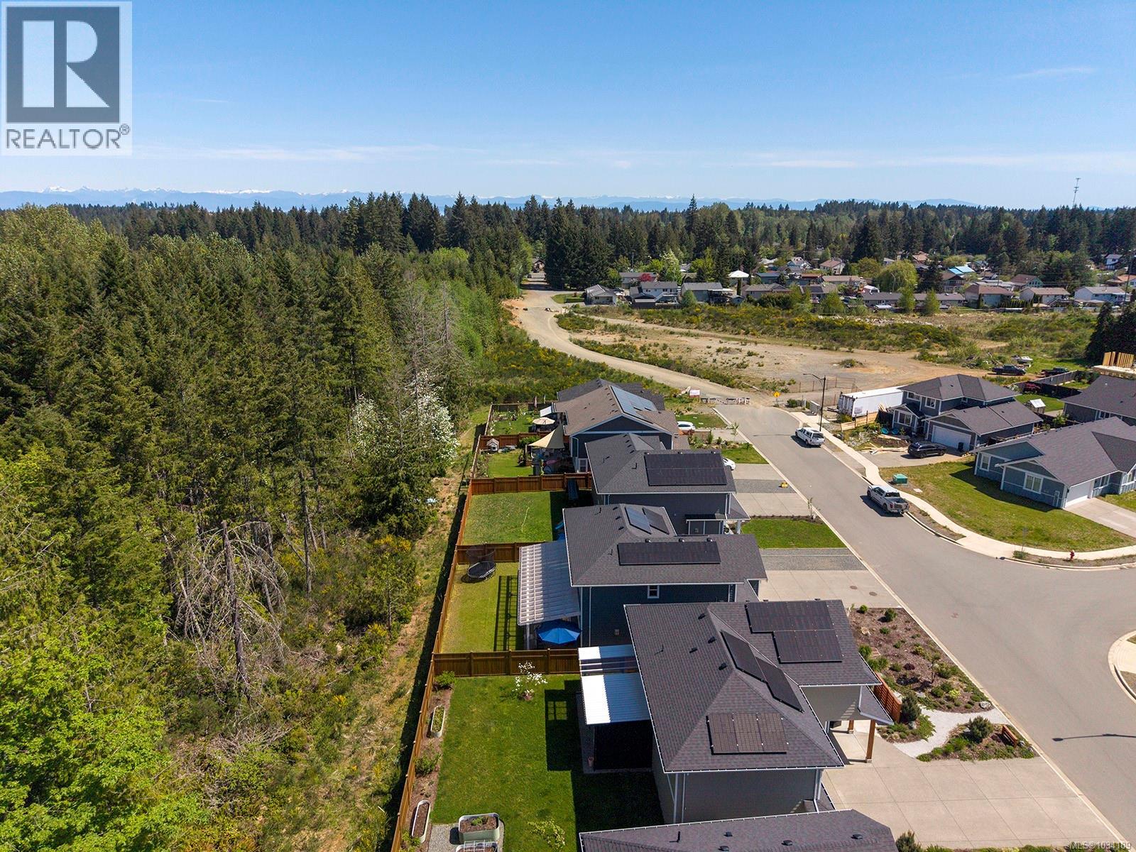 2732 Maple St, Cumberland, British Columbia  V0R 1S0 - Photo 35 - 1034189