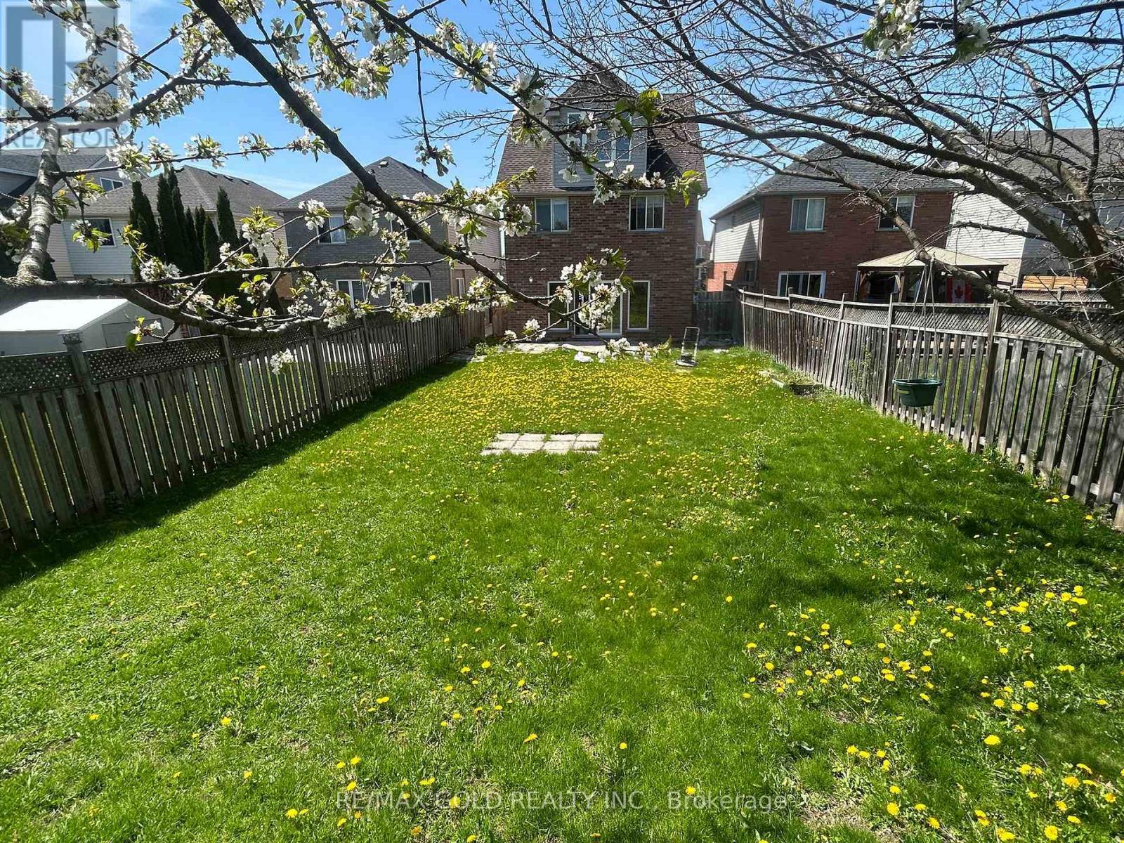 Upper Level - 283 Newport Drive, Cambridge, Ontario  N3H 5T2 - Photo 10 - X13078660