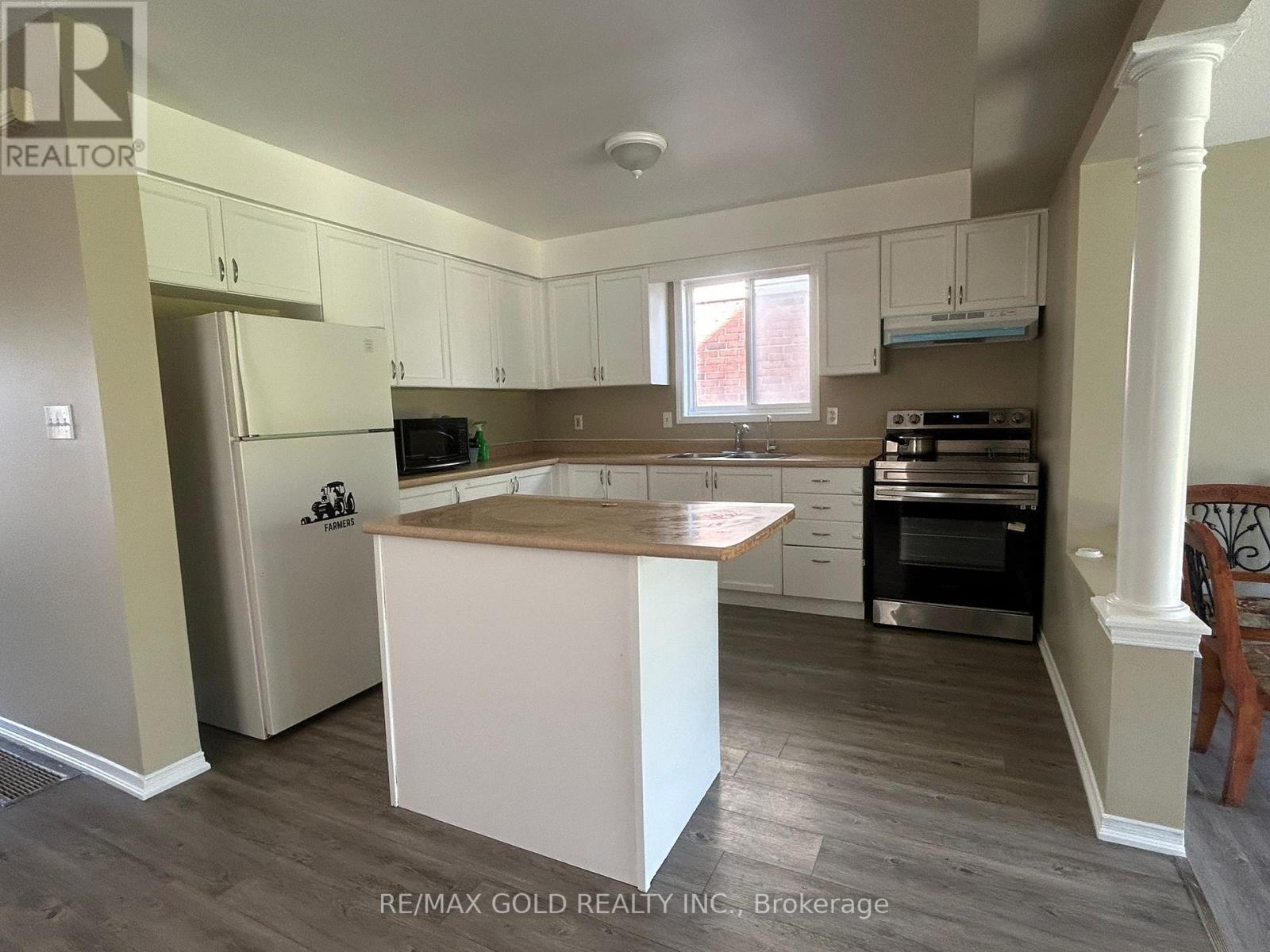Upper Level - 283 Newport Drive, Cambridge, Ontario  N3H 5T2 - Photo 4 - X13078660