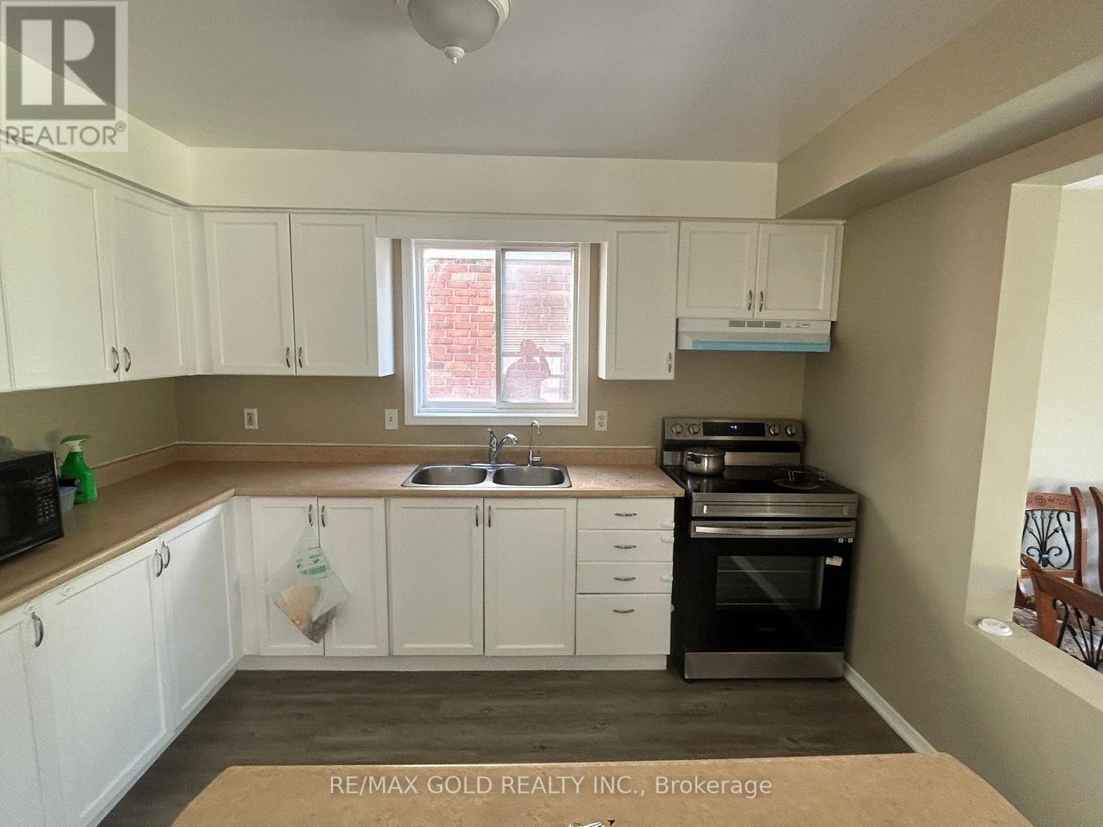 Upper Level - 283 Newport Drive, Cambridge, Ontario  N3H 5T2 - Photo 6 - X13078660