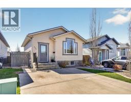 135 Blackfoot Court W, Lethbridge, Alberta