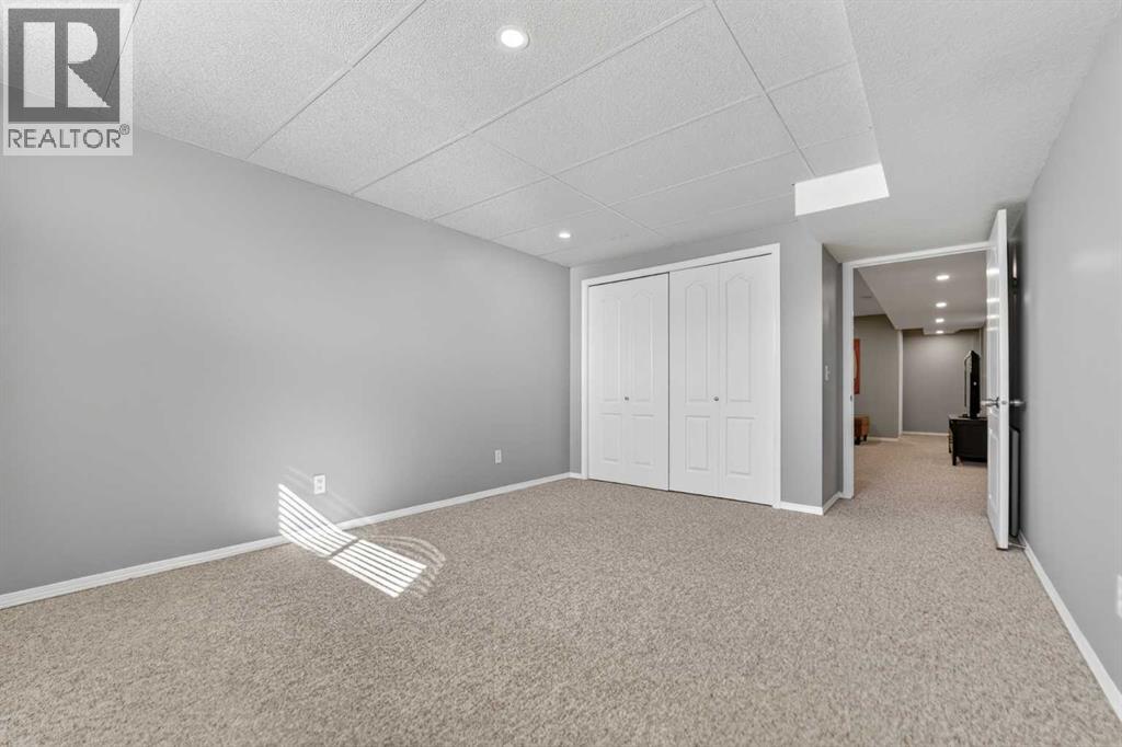 135 Blackfoot Court W, Lethbridge, Alberta  T1K 7W1 - Photo 35 - A2308560