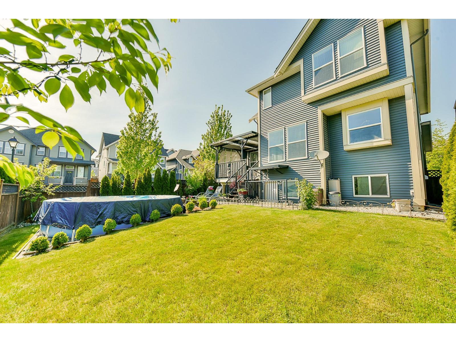7158 208a Street, Langley, British Columbia  V2Y 0J1 - Photo 2 - R3119098