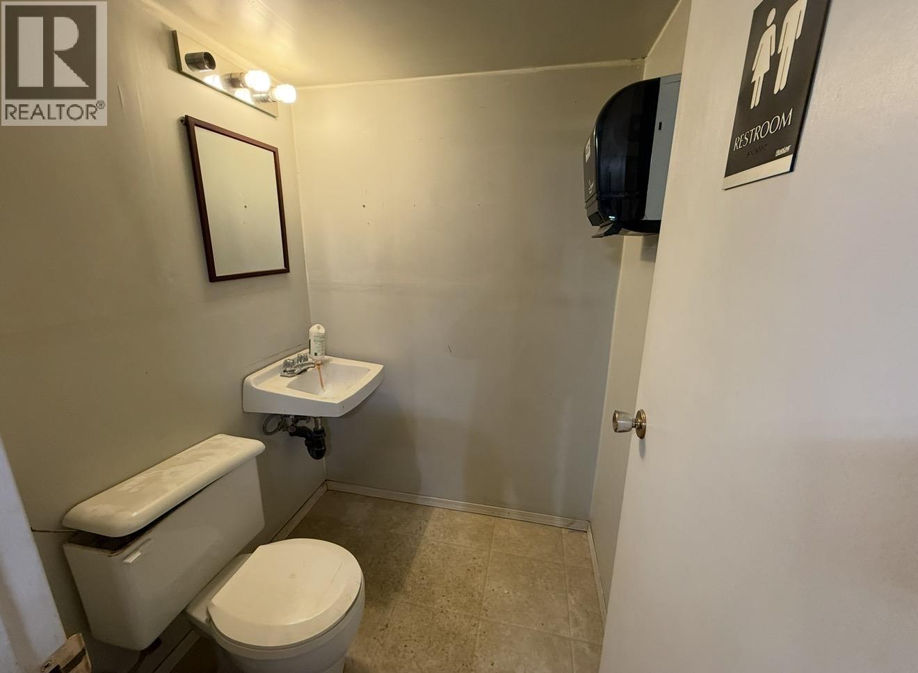 10515 87 Avenue, Fort St. John, British Columbia V1J 5K6 - Photo 10 - C8078560