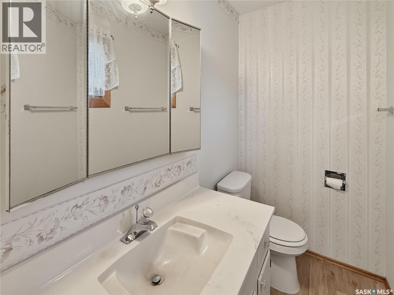 264 Hayes Drive, Swift Current, Saskatchewan  S9H 4H1 - Photo 13 - SK029901