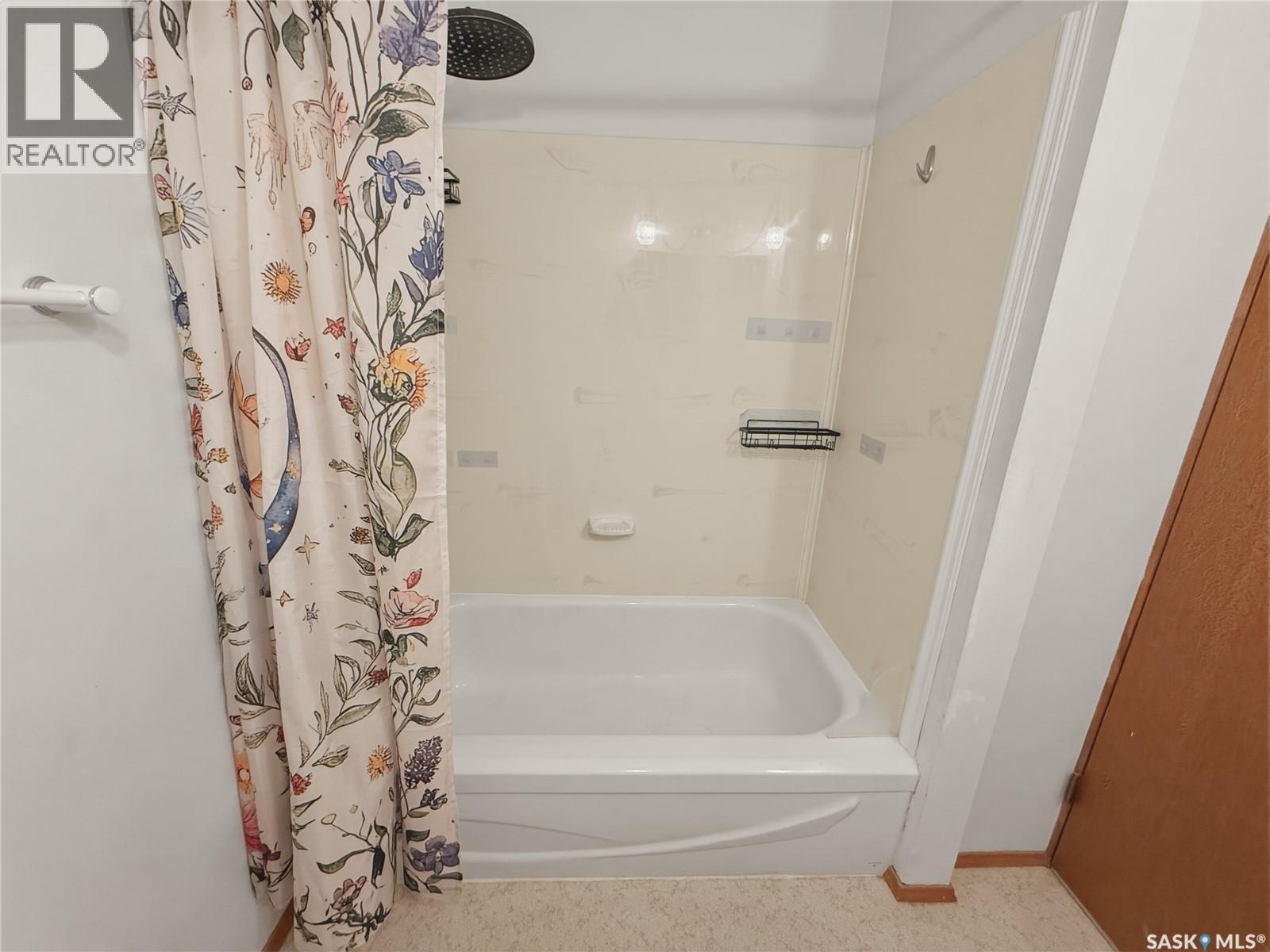 264 Hayes Drive, Swift Current, Saskatchewan  S9H 4H1 - Photo 18 - SK029901