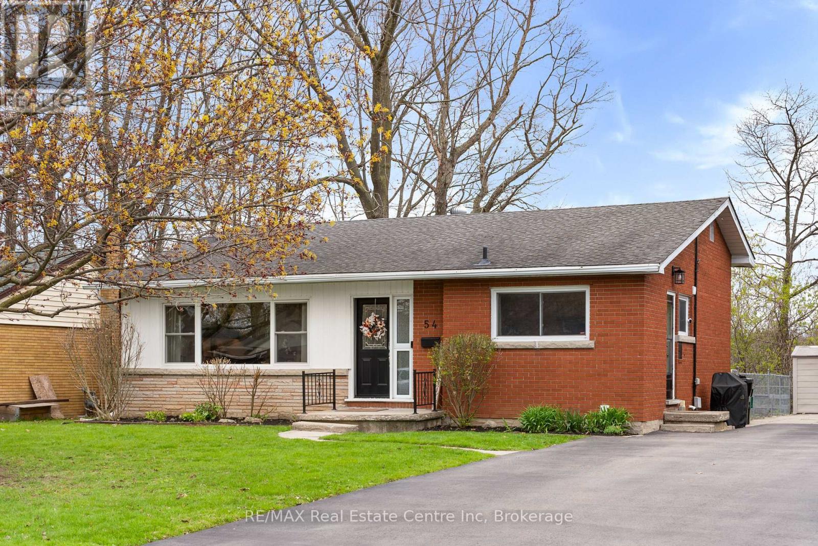 54 Highman Avenue, Cambridge, Ontario  N1R 3L7 - Photo 10 - X13100240