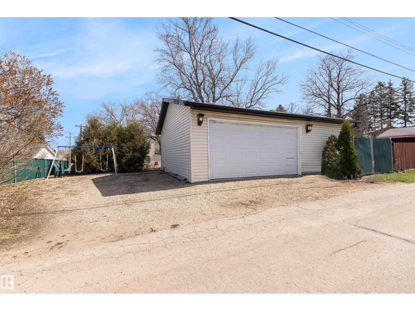 28 Mount Royal Dr, St. Albert, Alberta  T8N 1J4 - Photo 32 - E4486447