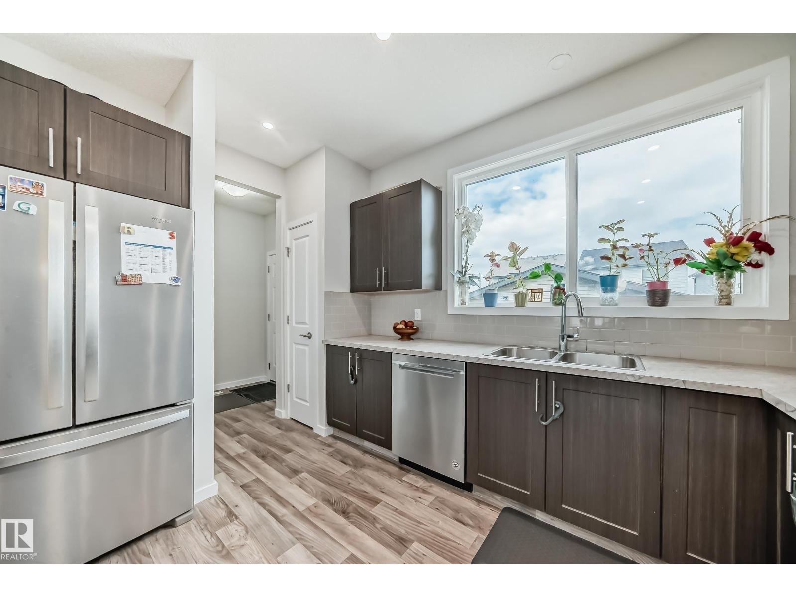 4609 Alwood Wy Sw, Edmonton, Alberta  T6W 1A8 - Photo 5 - E4486451