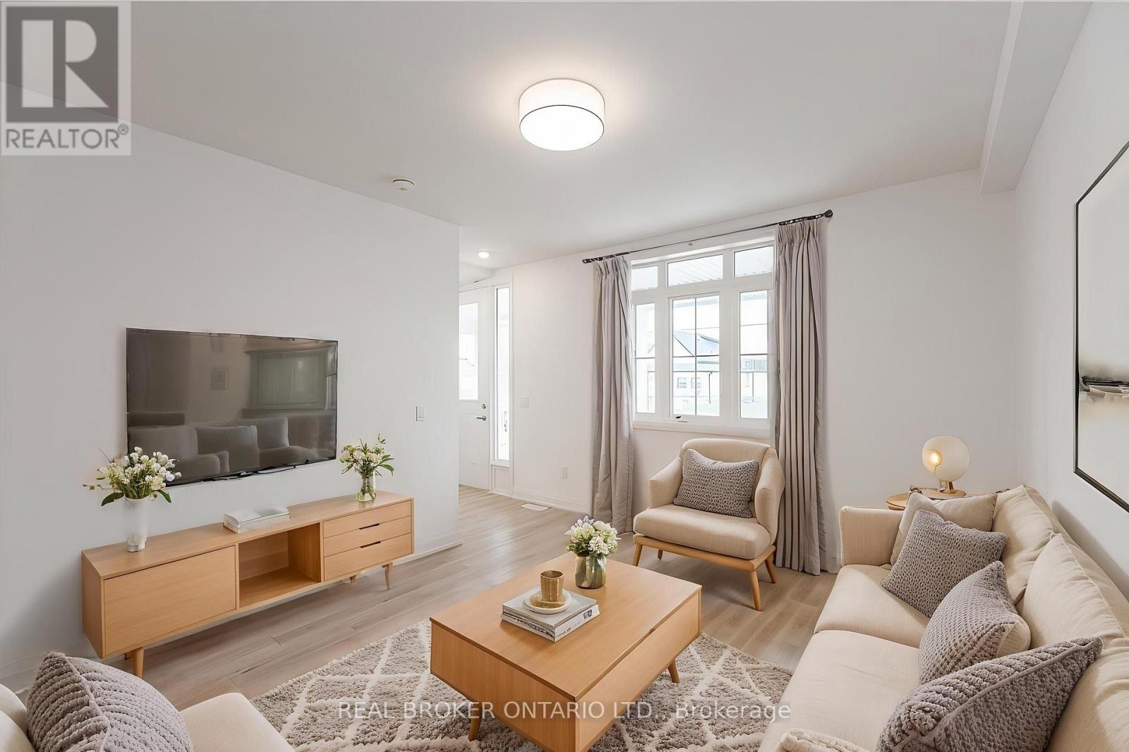 2 - 777 BEACH BOULEVARD, Hamilton, Ontario