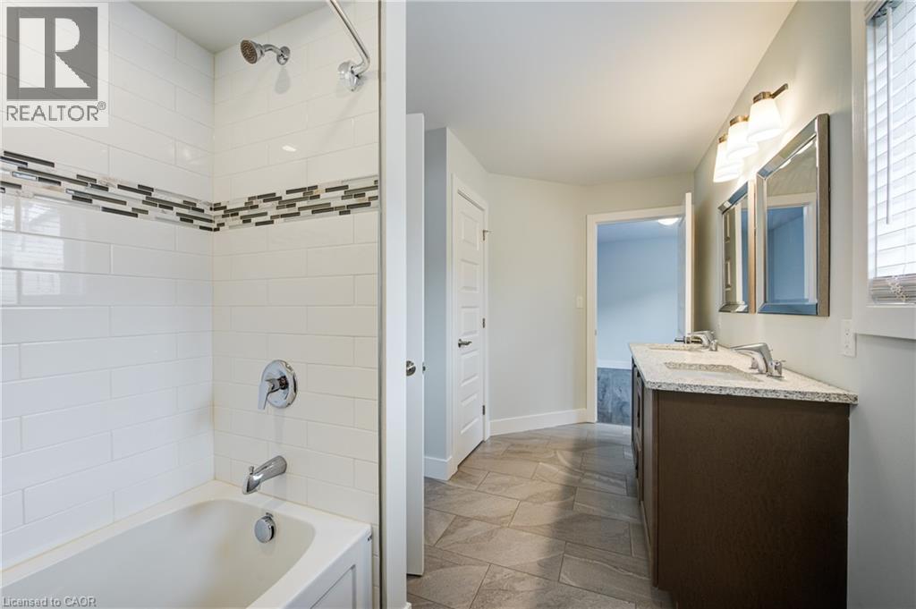 2527 Holbrook Drive, London, Ontario  N6M 0E8 - Photo 20 - 40800455