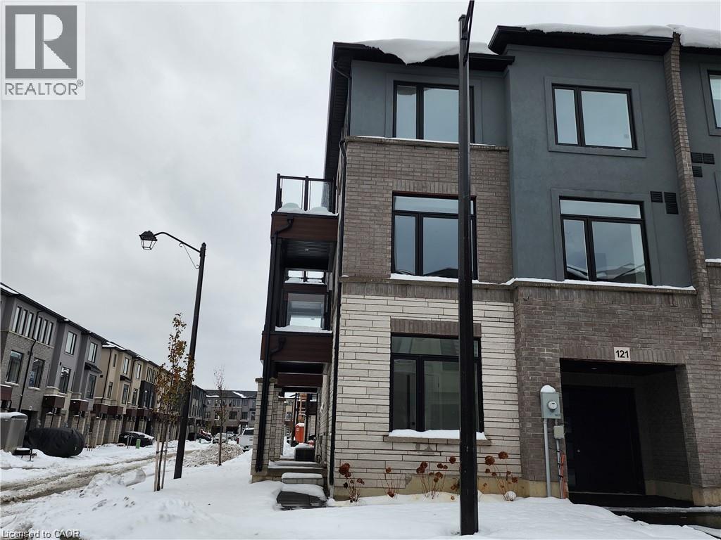 155 EQUESTRIAN Way Unit# 121, Cambridge, Ontario