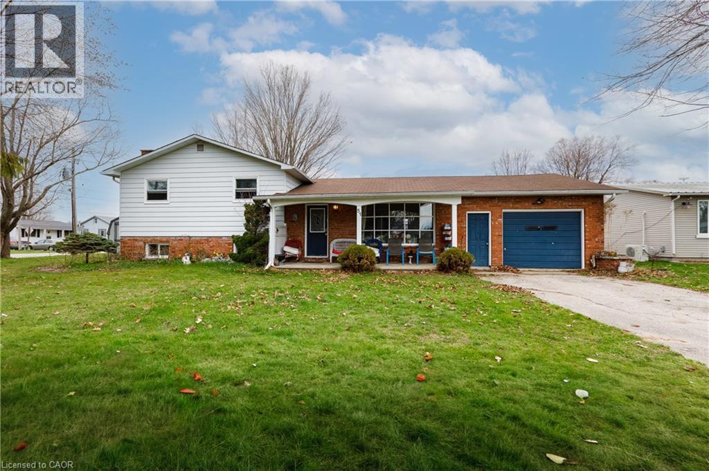 51 Wellington Street, Port Burwell, Ontario  N0J 1T0 - Photo 2 - 40823175