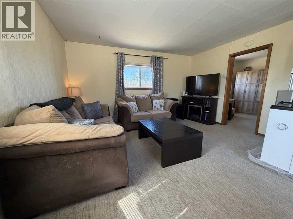 10014b 2 Highway, Kinuso, Alberta  T0G 1K0 - Photo 5 - A2308537