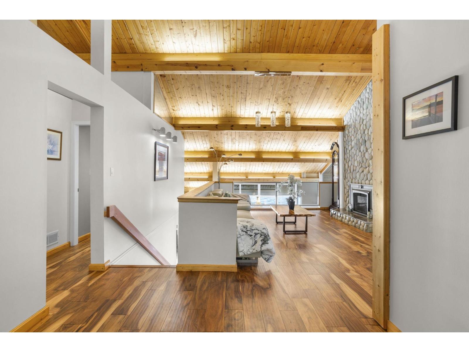 7370 Rockwell Drive, Harrison Lake, Harrison Hot Springs, British Columbia  V0M 1A0 - Photo 6 - R3120846