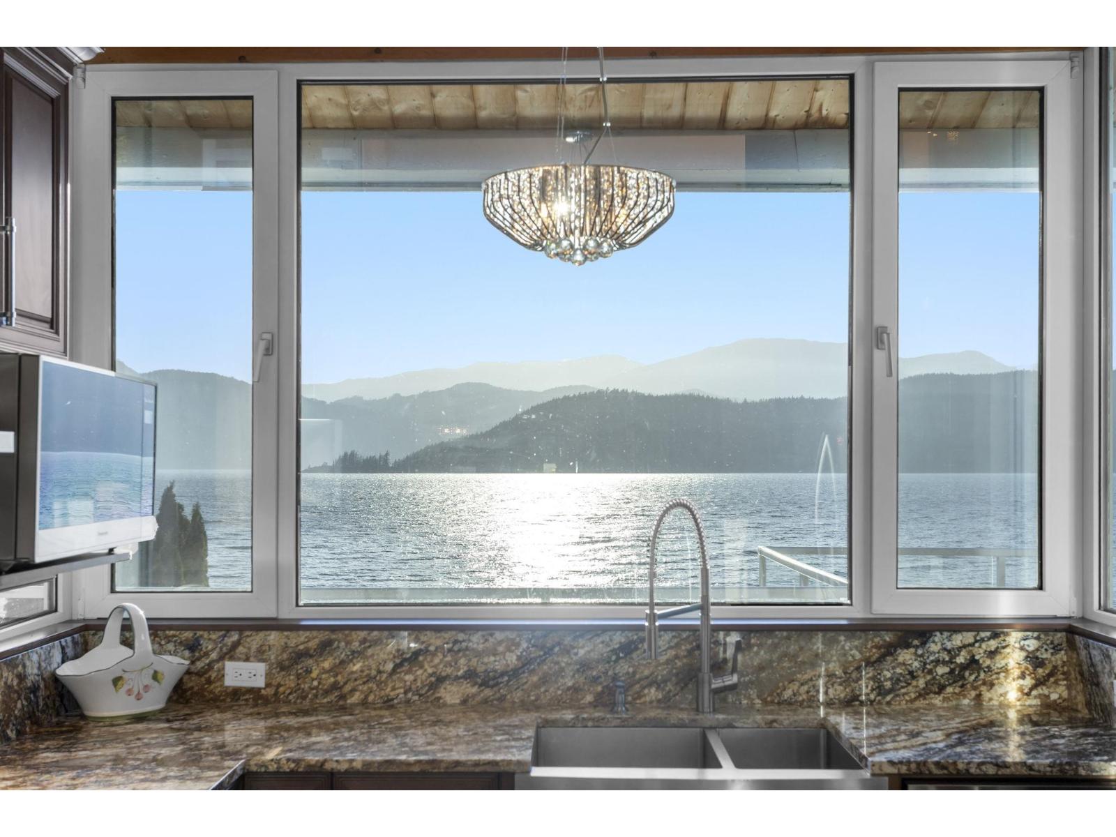7370 Rockwell Drive, Harrison Lake, Harrison Hot Springs, British Columbia  V0M 1A0 - Photo 29 - R3120846