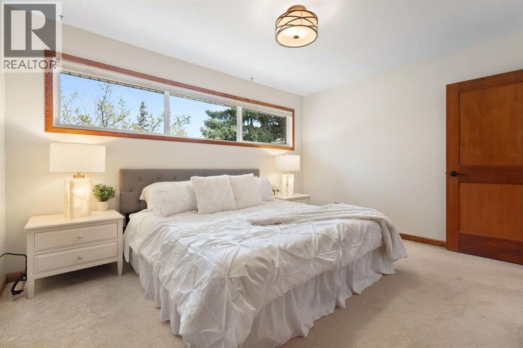 1619 47 Street SW, Calgary, Alberta  T3C 2E2 - Photo 11 - A2308524