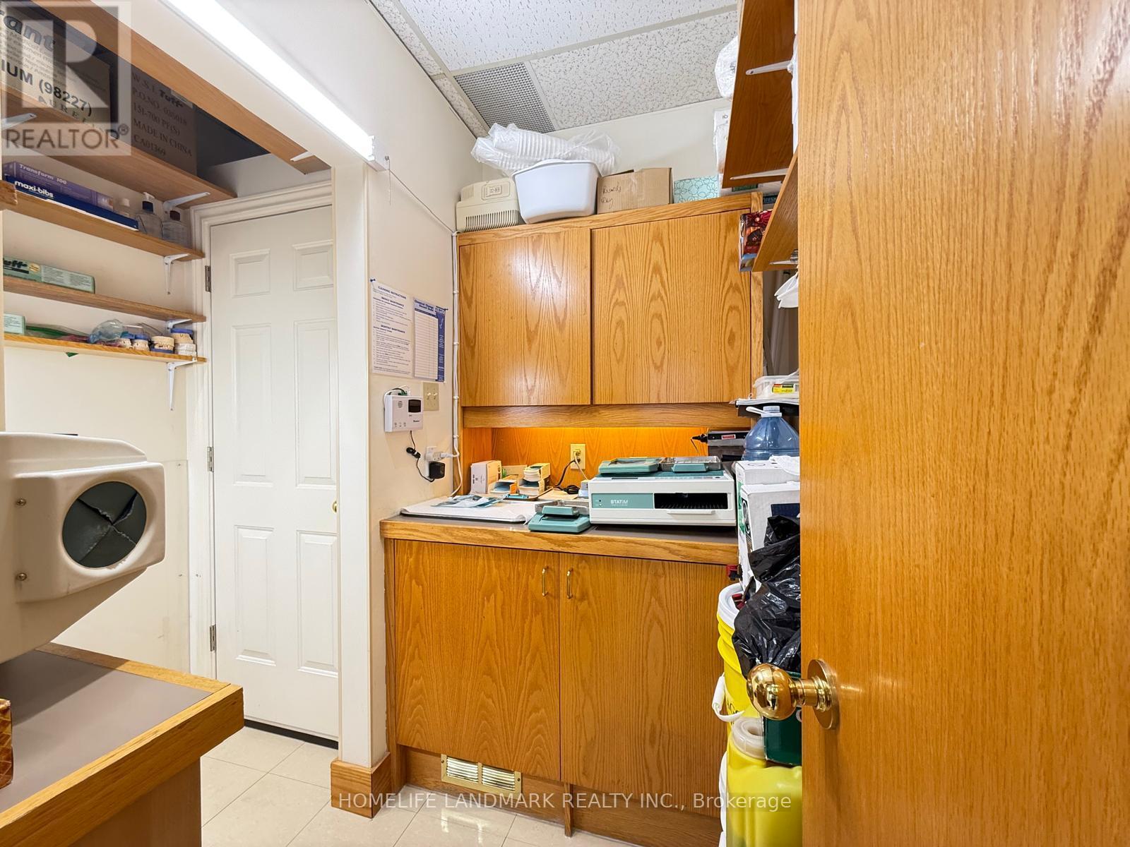 410 - 1100 Sheppard Avenue E, Toronto (Bayview Village), Ontario  M2K 2W1 - Photo 13 - C13100302