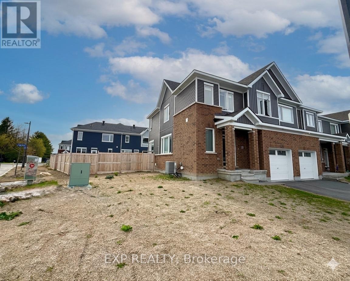 51 Pizzicato Street, Ottawa, Ontario  K1W 0S4 - Photo 4 - X13100292