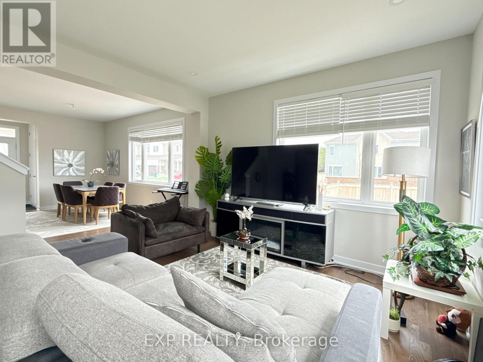 51 Pizzicato Street, Ottawa, Ontario  K1W 0S4 - Photo 6 - X13100292