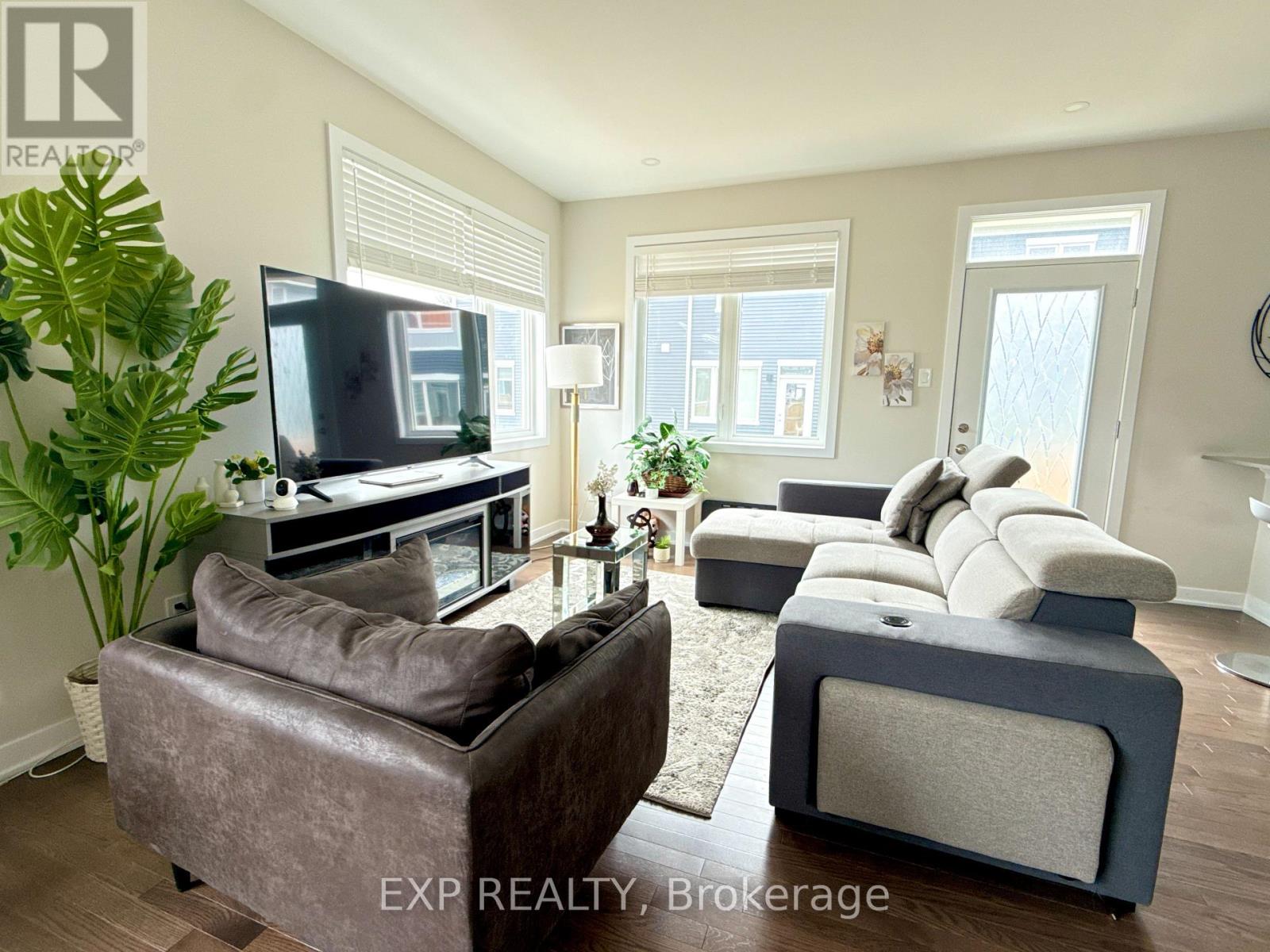 51 Pizzicato Street, Ottawa, Ontario  K1W 0S4 - Photo 7 - X13100292