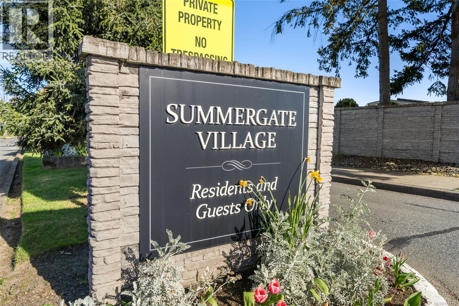 2129 Summergate Blvd, Sidney, British Columbia  V8L 4K9 - Photo 3 - 1031594