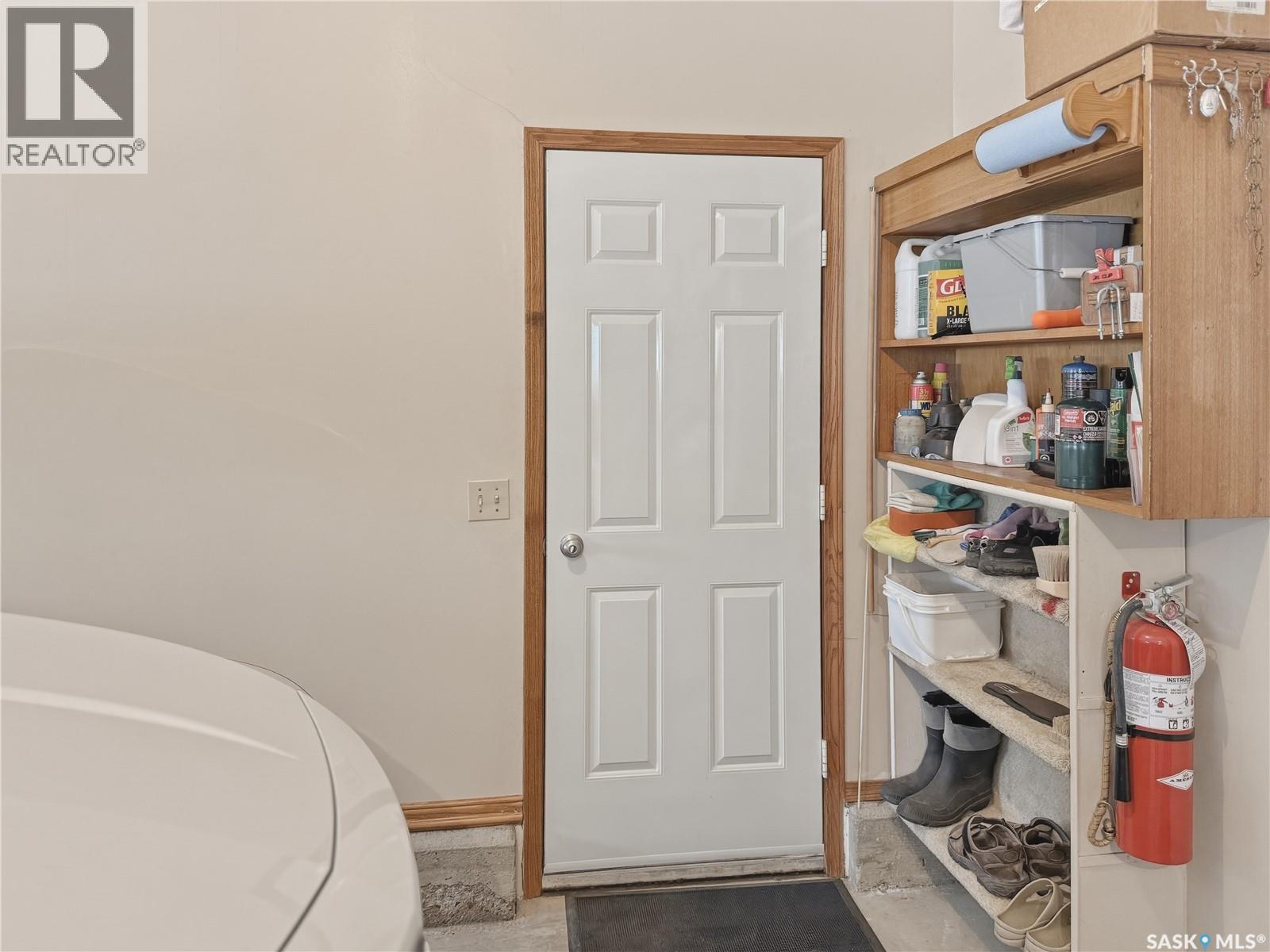 412 Curry Crescent, Swift Current, Saskatchewan  S9H 4X4 - Photo 36 - SK034273
