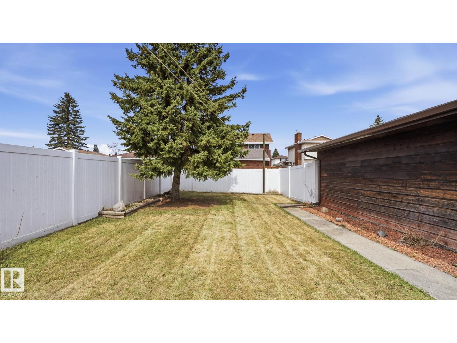 9834 167a Av Nw, Edmonton, Alberta  T5X 2Z2 - Photo 23 - E4486456
