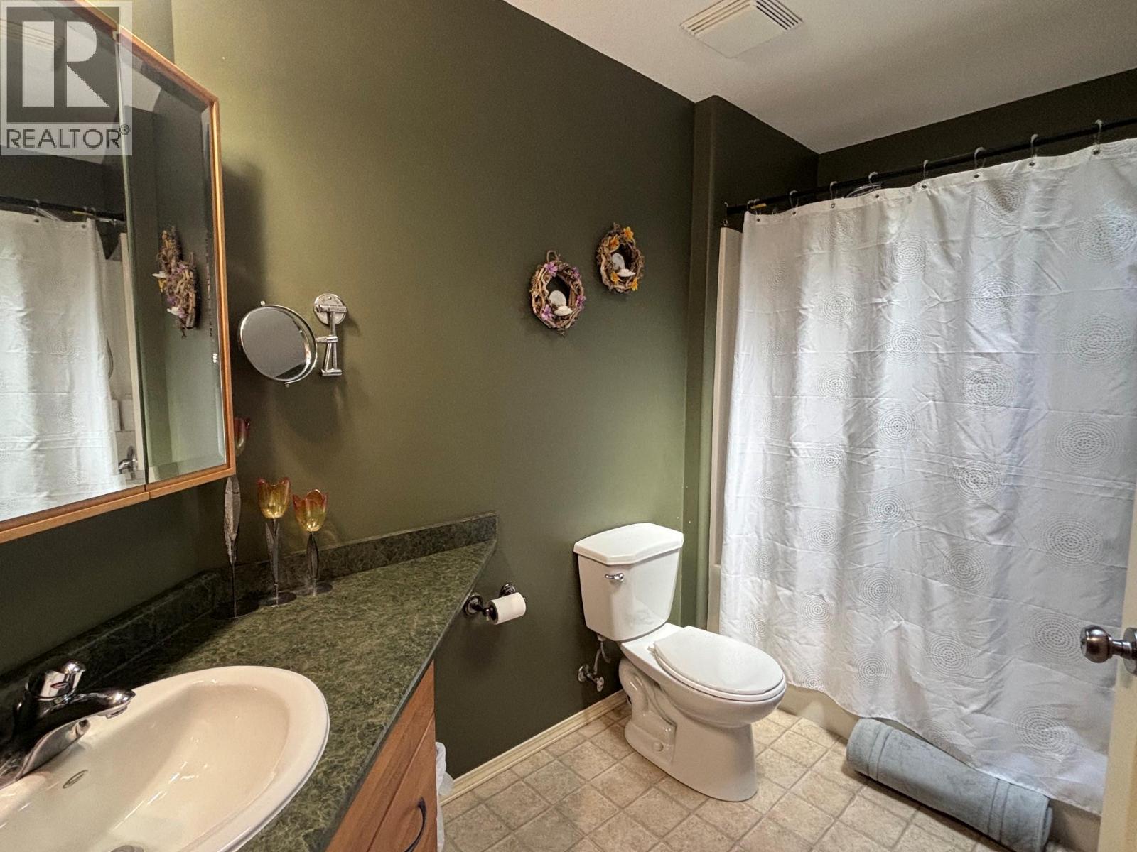 3230 Beadman Road, Rock Creek, British Columbia  V0H 1Y0 - Photo 14 - 10386504