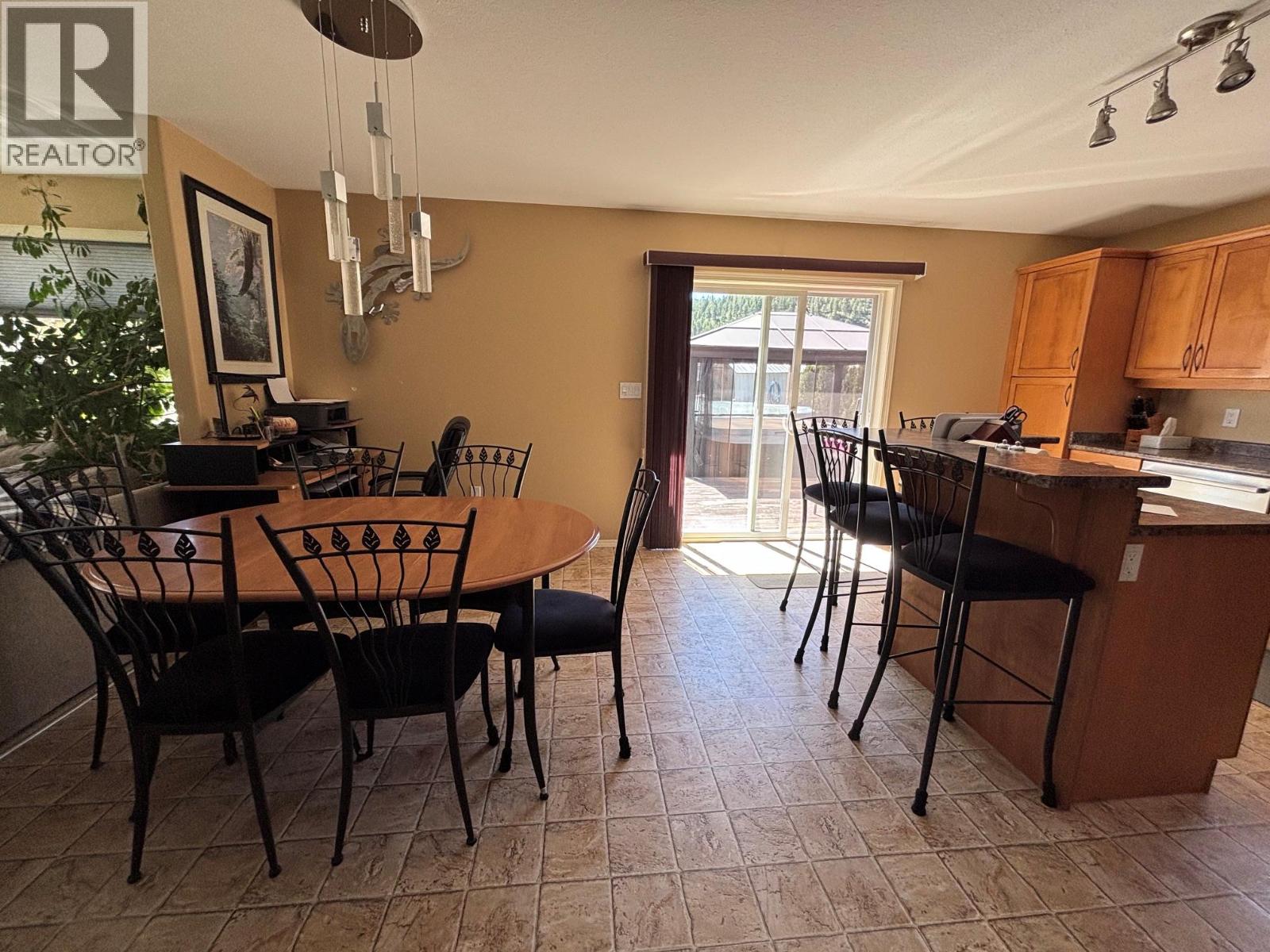 3230 Beadman Road, Rock Creek, British Columbia  V0H 1Y0 - Photo 8 - 10386504