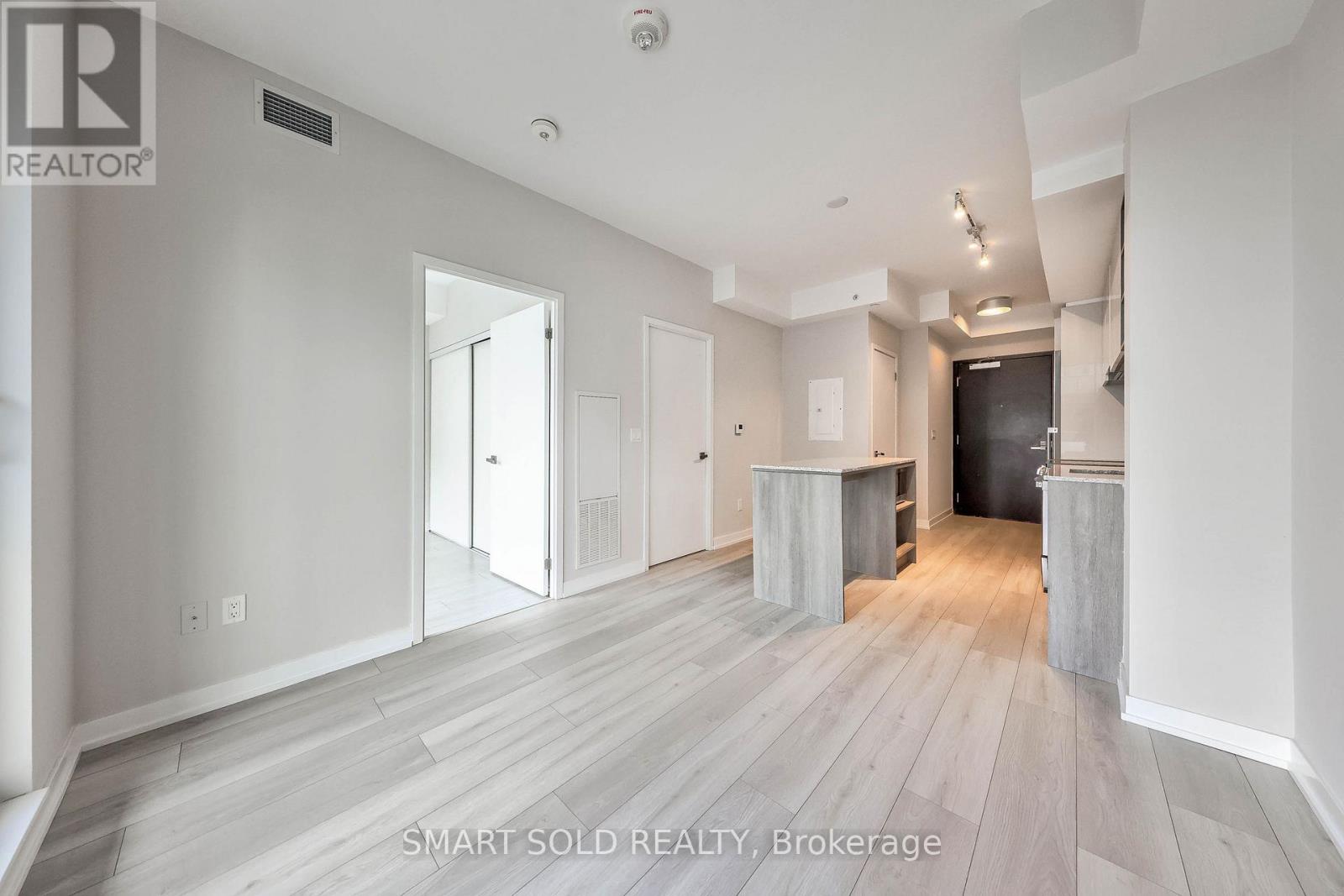 833 - 31 Tippett Road, Toronto (Clanton Park), Ontario  M3H 2V1 - Photo 15 - C13100312