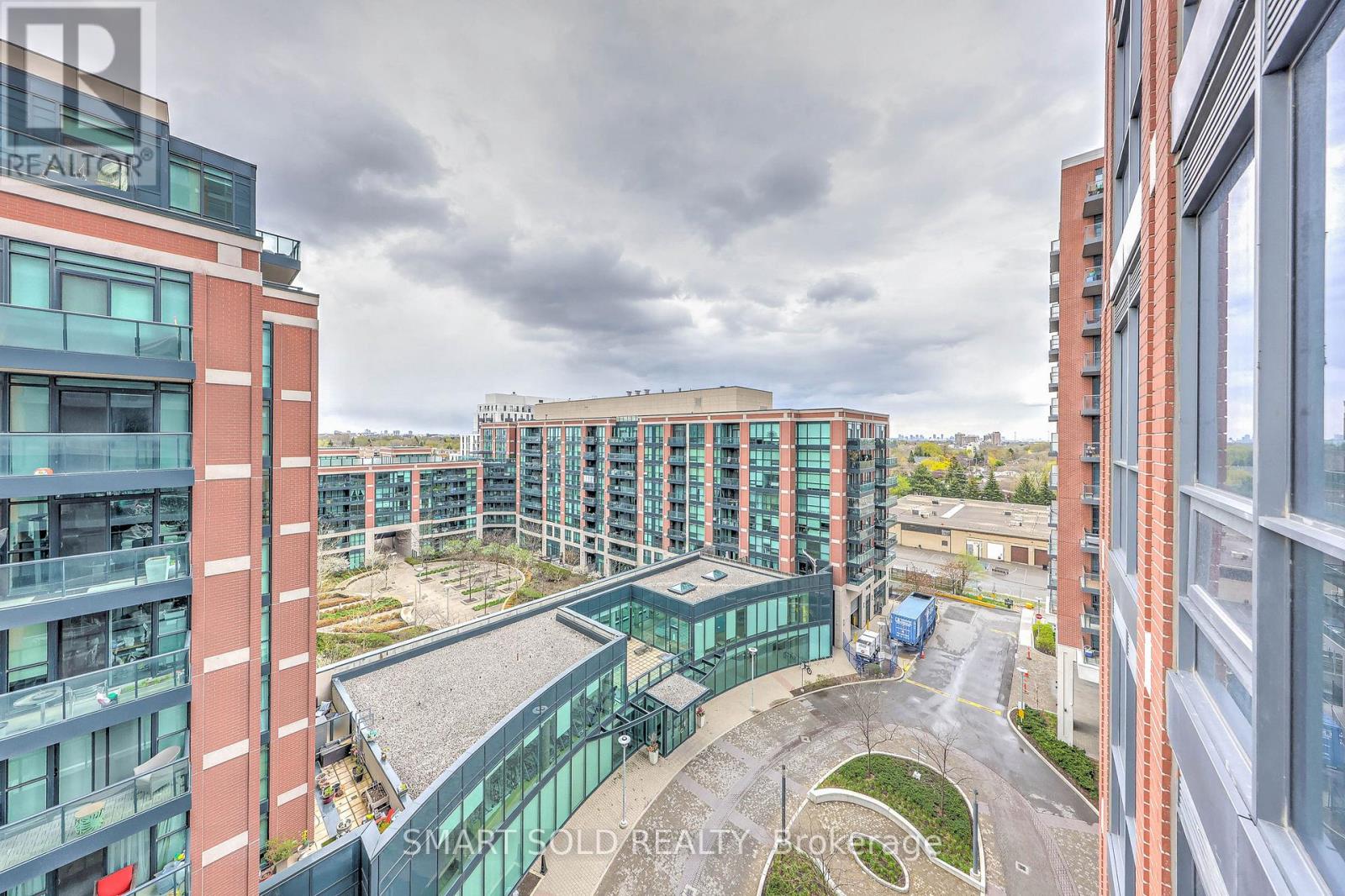 833 - 31 Tippett Road, Toronto (Clanton Park), Ontario  M3H 2V1 - Photo 21 - C13100312