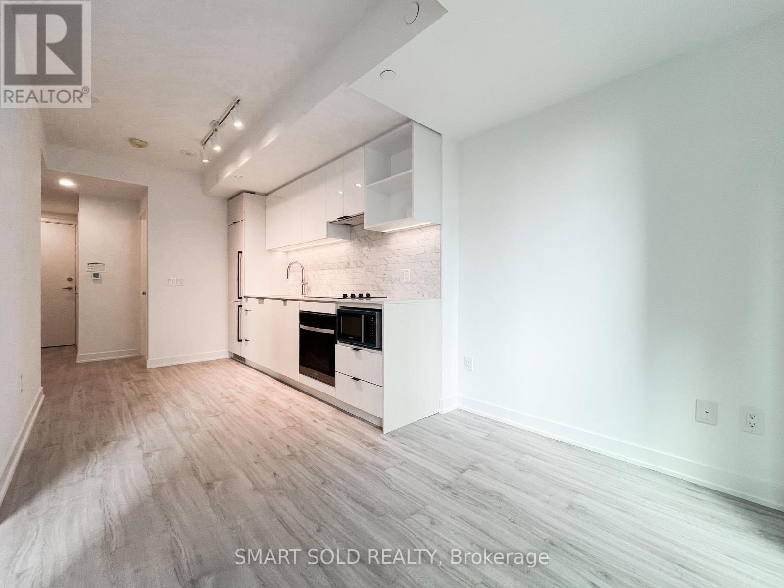 1809 - 252 Church Street E, Toronto (Church-Yonge Corridor), Ontario  M5B 1Z2 - Photo 2 - C13100352