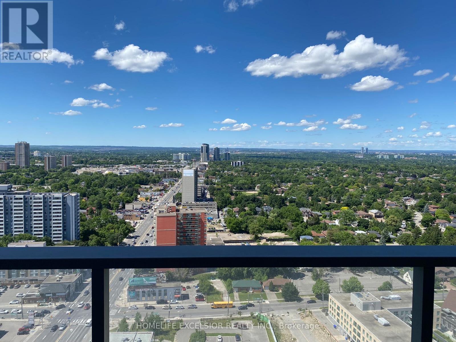 N2801 - 7 GOLDEN LION HEIGHTS, Toronto, Ontario