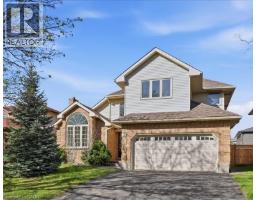 26 ROBERTSON Crescent, Kitchener, Ontario