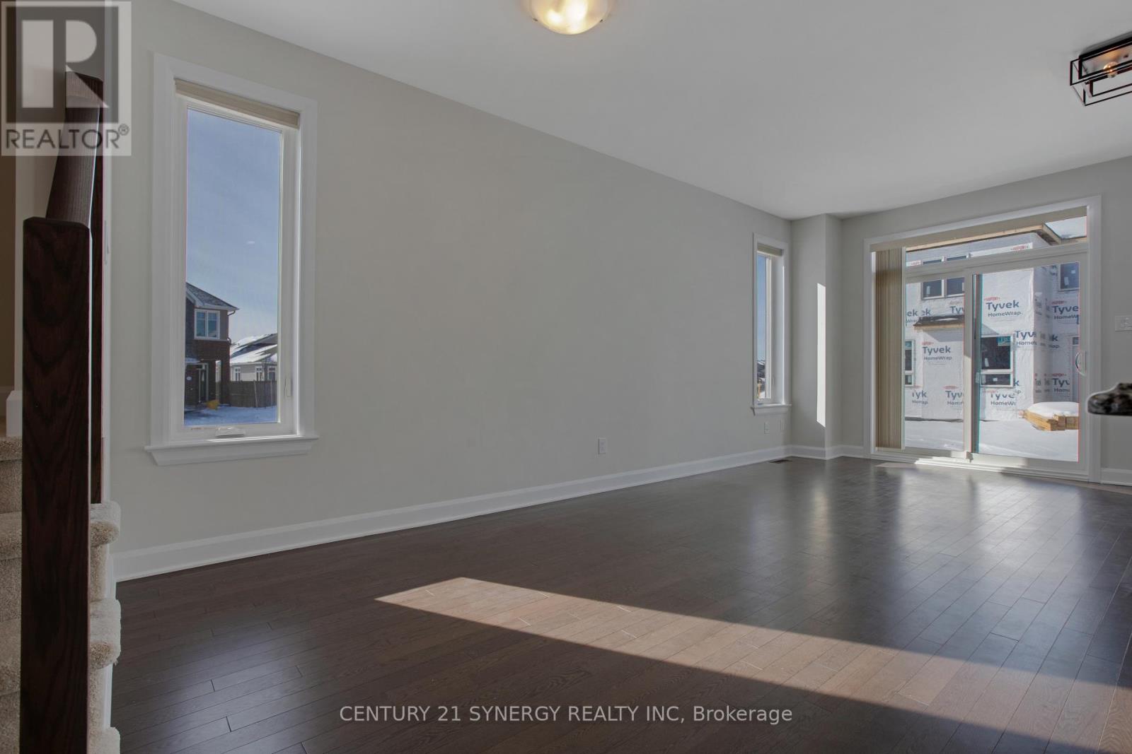 708 Taliesin Crescent, Ottawa, Ontario  K2S 2K6 - Photo 9 - X12657434