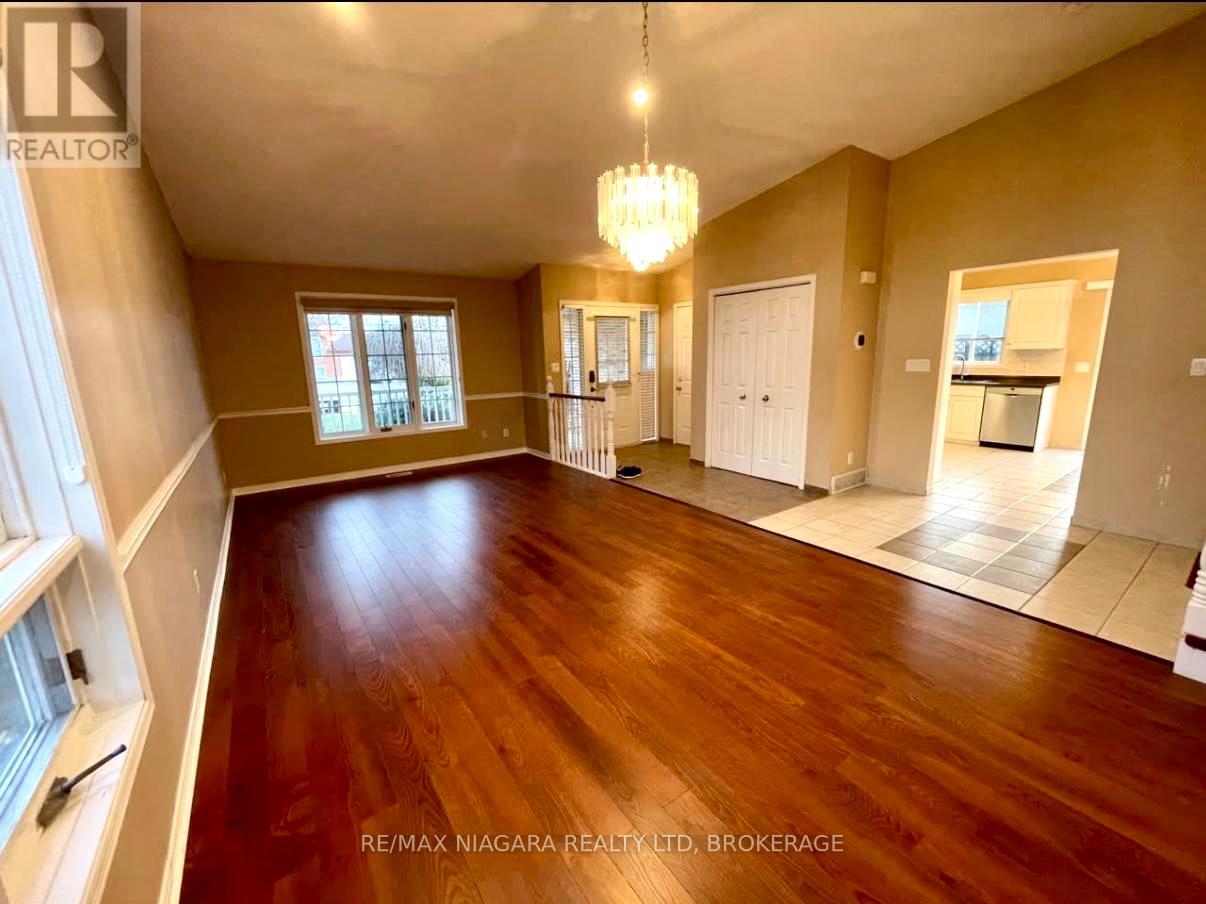 7731 Mulhern Street, Niagara Falls, Ontario  L2H 1B4 - Photo 3 - X13100388
