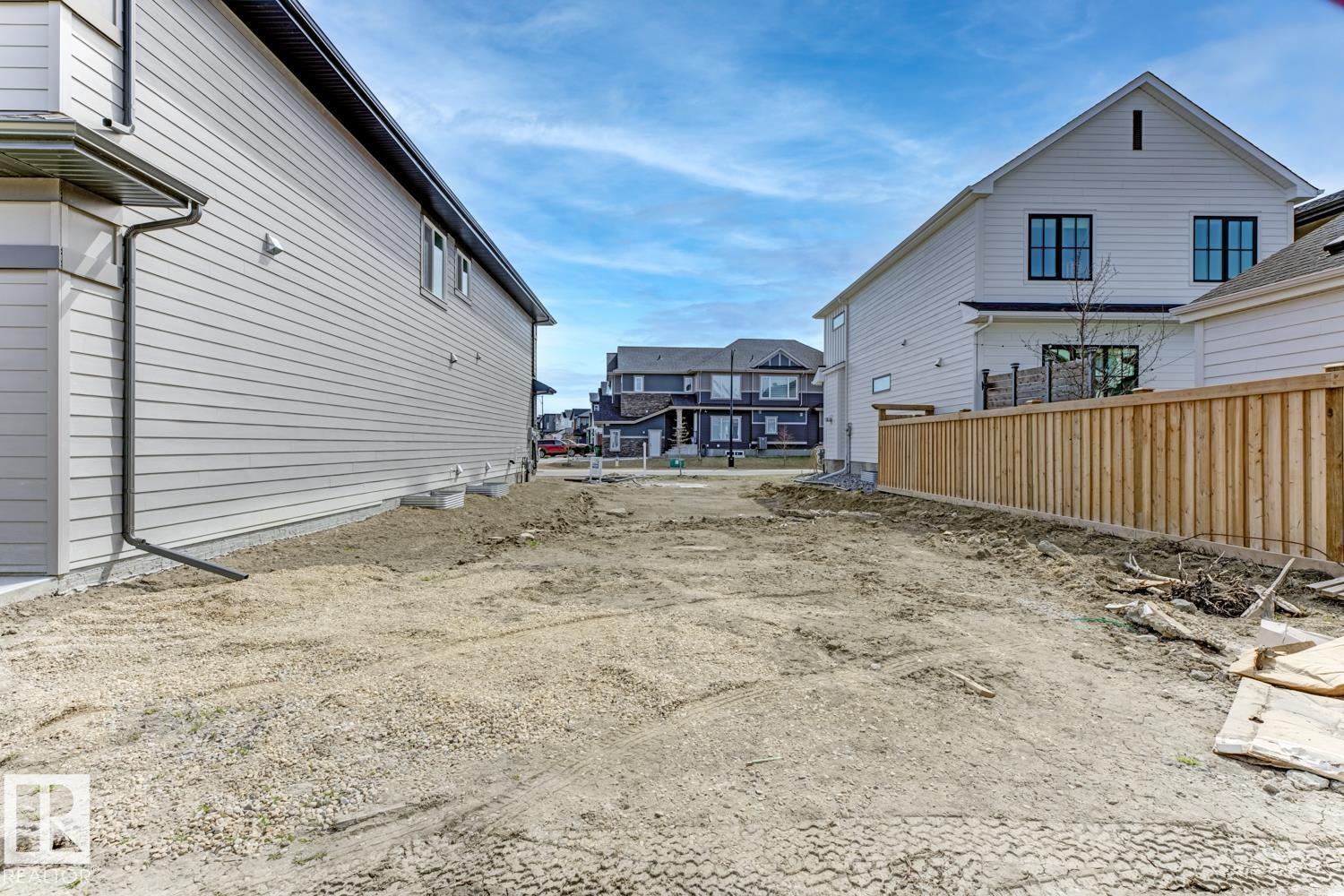 6706 Crawford Wy Sw, Edmonton, Alberta  T6W 4L7 - Photo 2 - E4470699