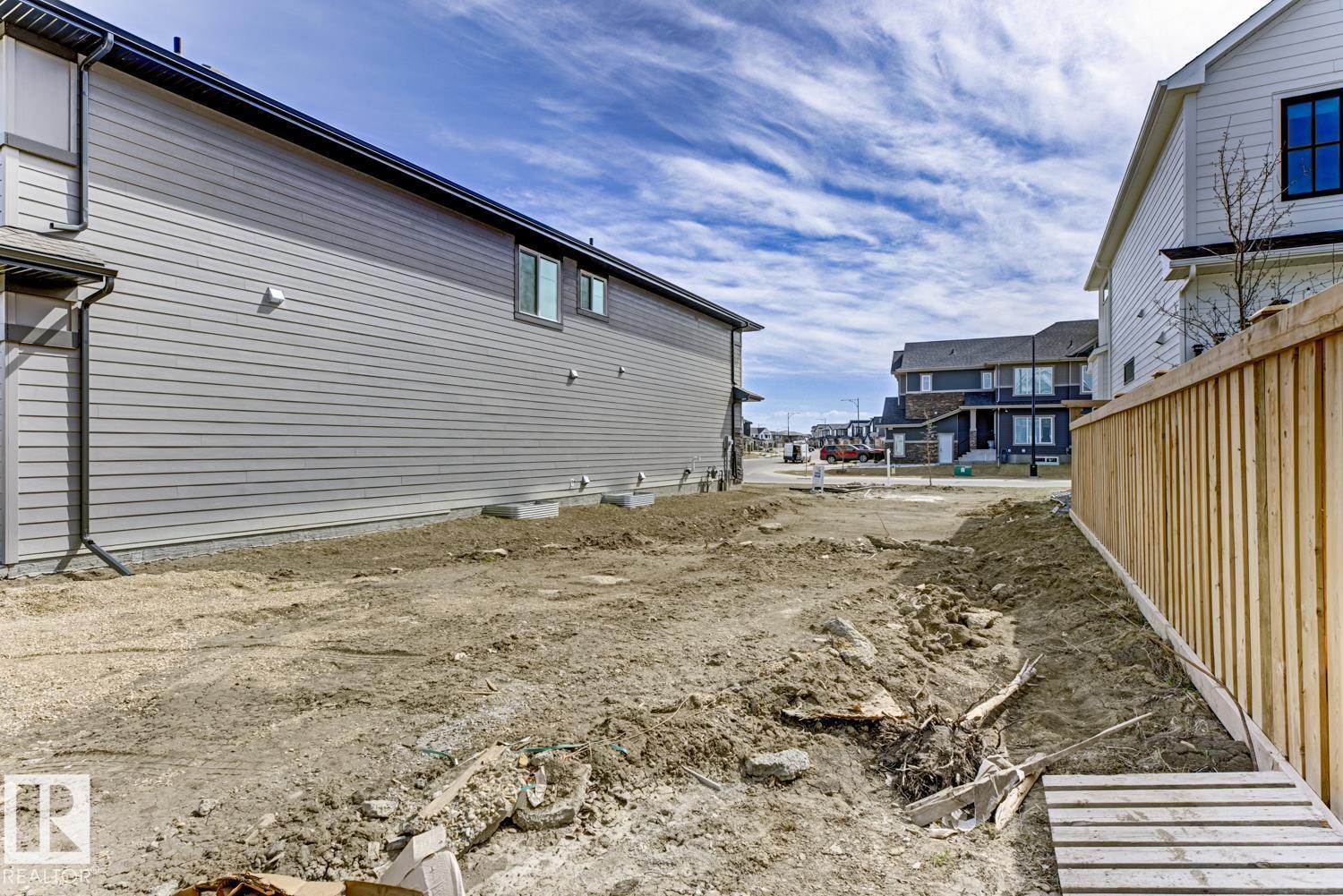 6706 Crawford Wy Sw, Edmonton, Alberta  T6W 4L7 - Photo 4 - E4470699