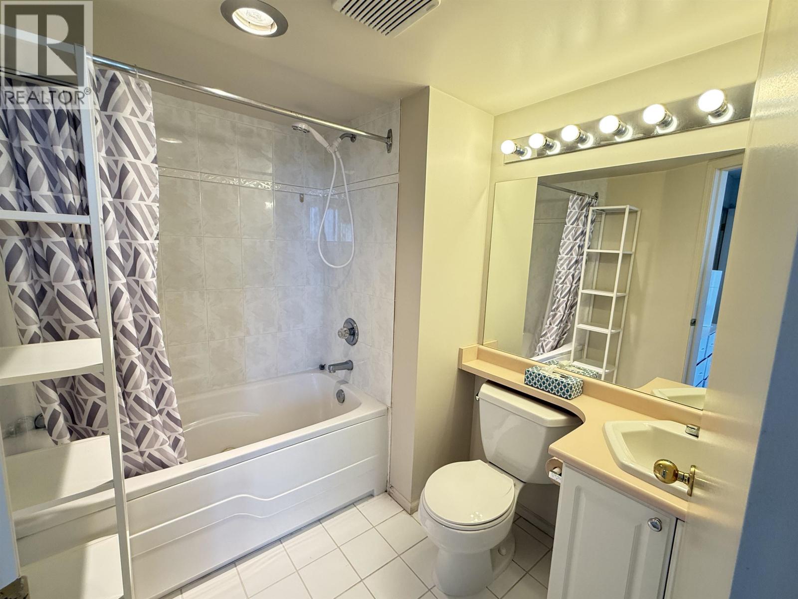 903 8280 Westminster Highway, Richmond, British Columbia  V6X 3W3 - Photo 5 - R3115245