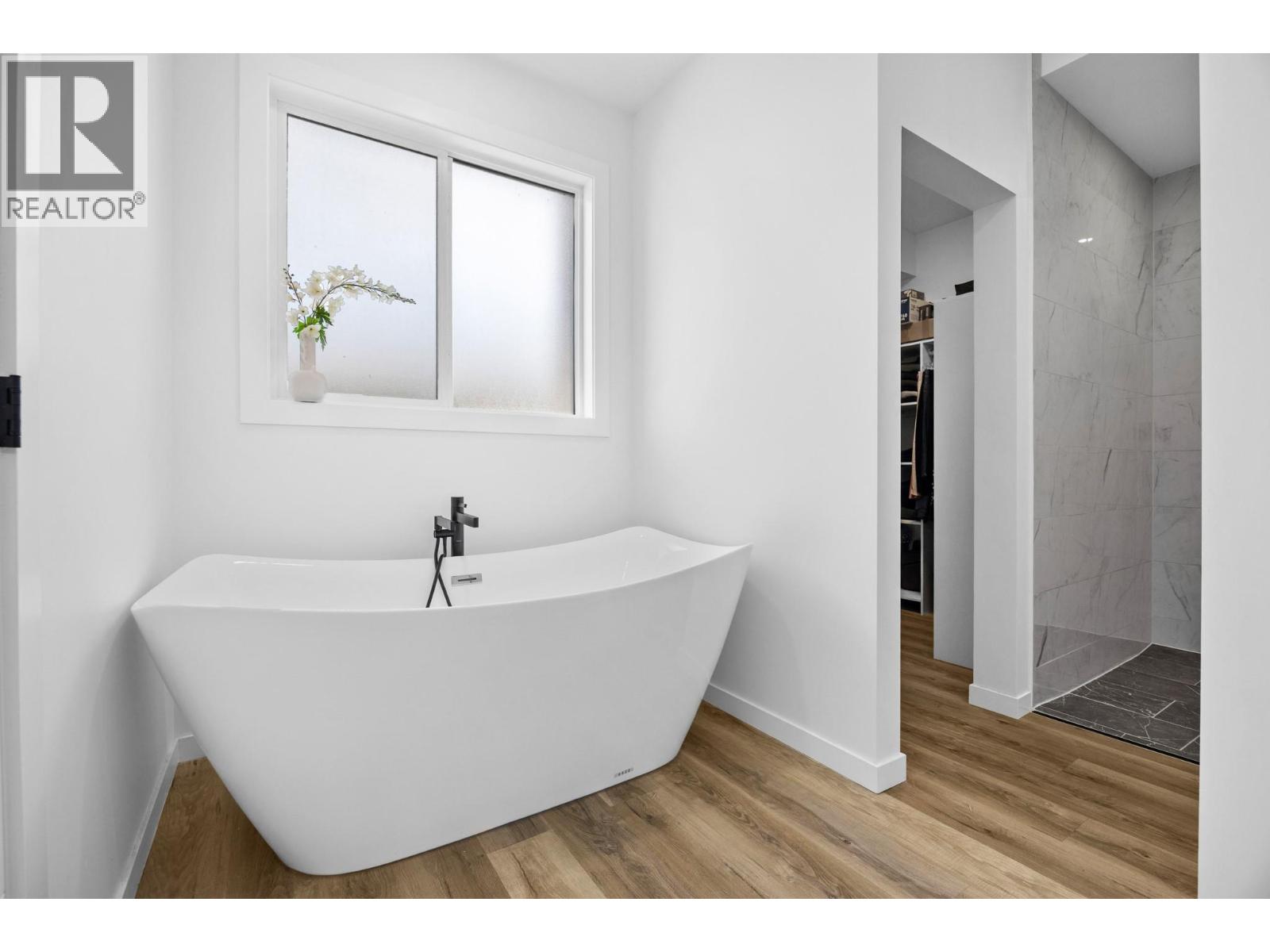 926 Mt Griffin Road, Vernon, British Columbia  V1B 0A5 - Photo 31 - 10385853