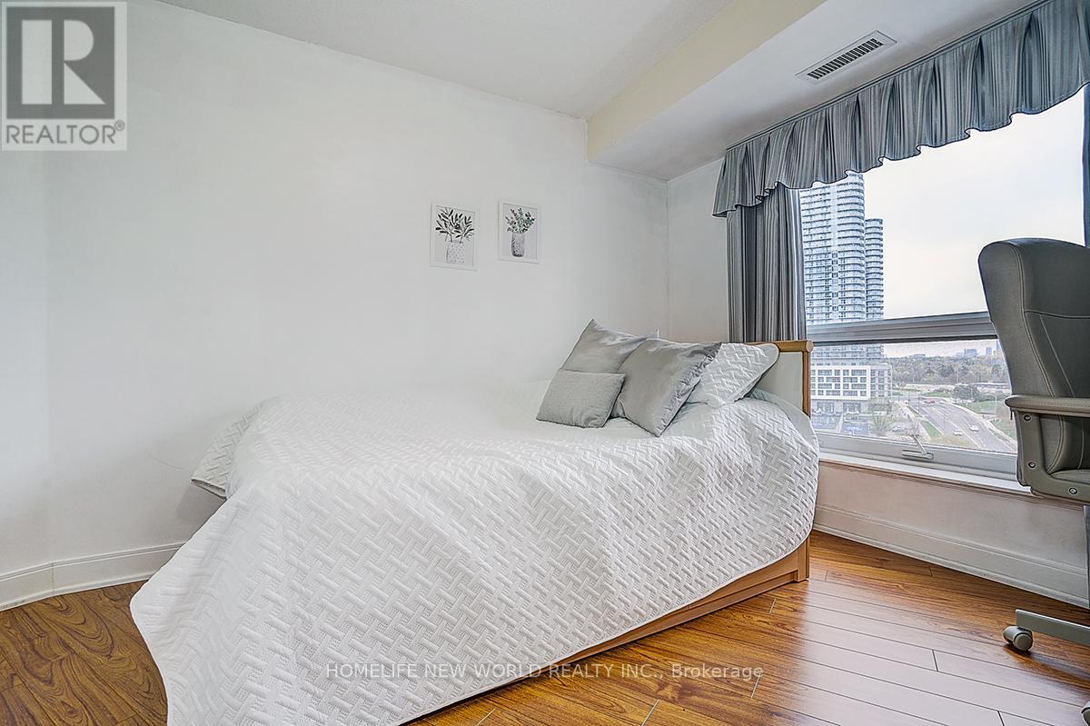 923 - 135 Village Green Square, Toronto, Ontario  M1S 0G4 - Photo 31 - E13100430