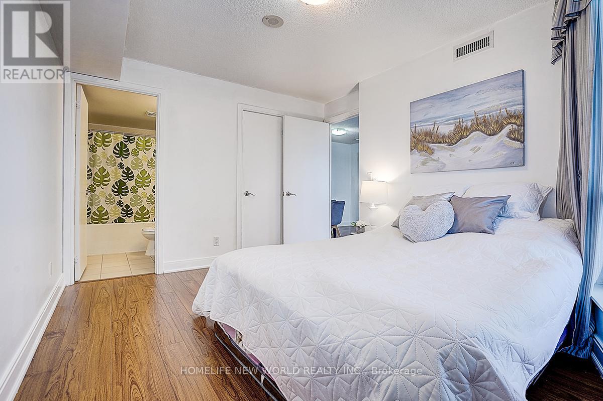 923 - 135 Village Green Square, Toronto, Ontario  M1S 0G4 - Photo 35 - E13100430