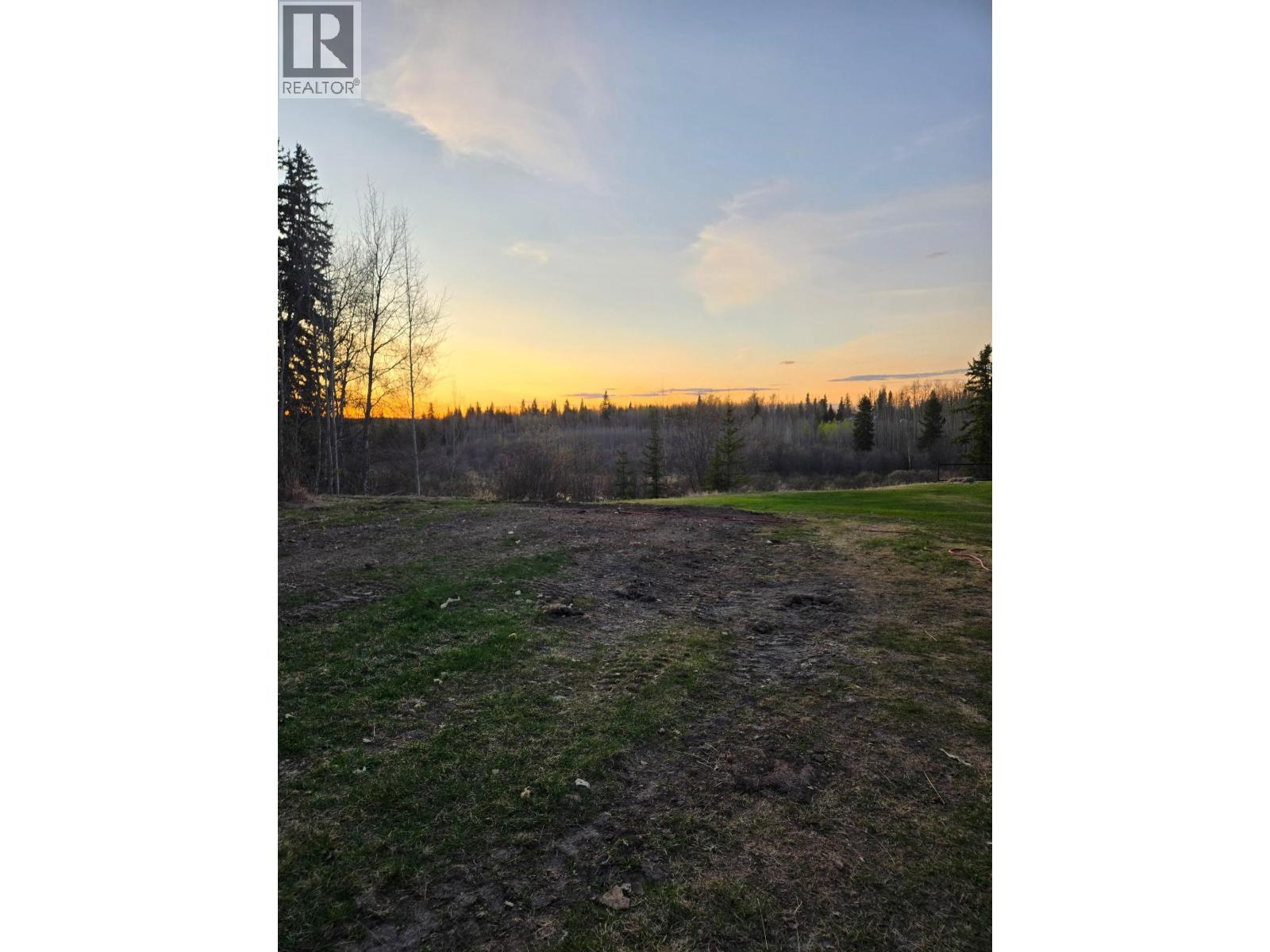 4880 Damms Road, Prince George, British Columbia  V2N 5X8 - Photo 1 - R3120542