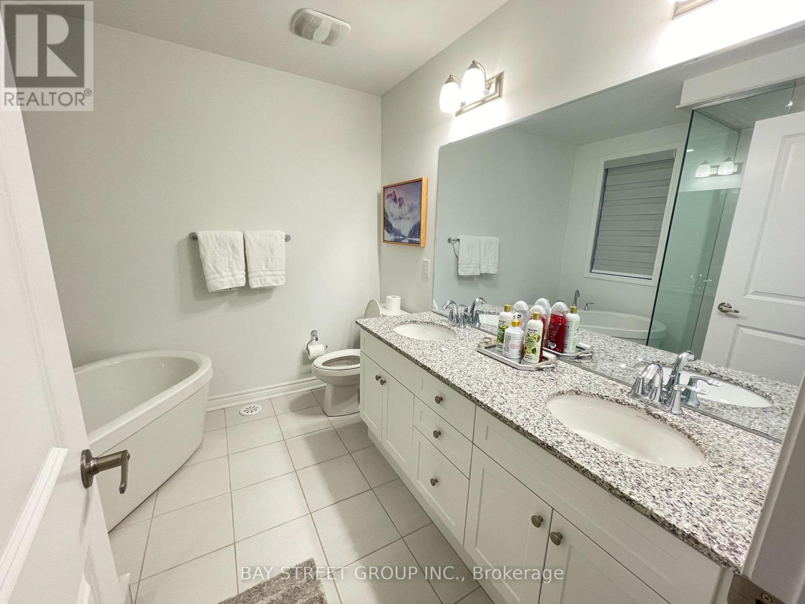 3095 Travertine Drive, Oakville, Ontario  L6M 5N9 - Photo 27 - W13100416