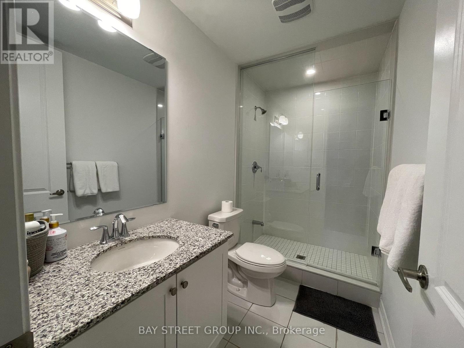 3095 Travertine Drive, Oakville, Ontario  L6M 5N9 - Photo 7 - W13100416
