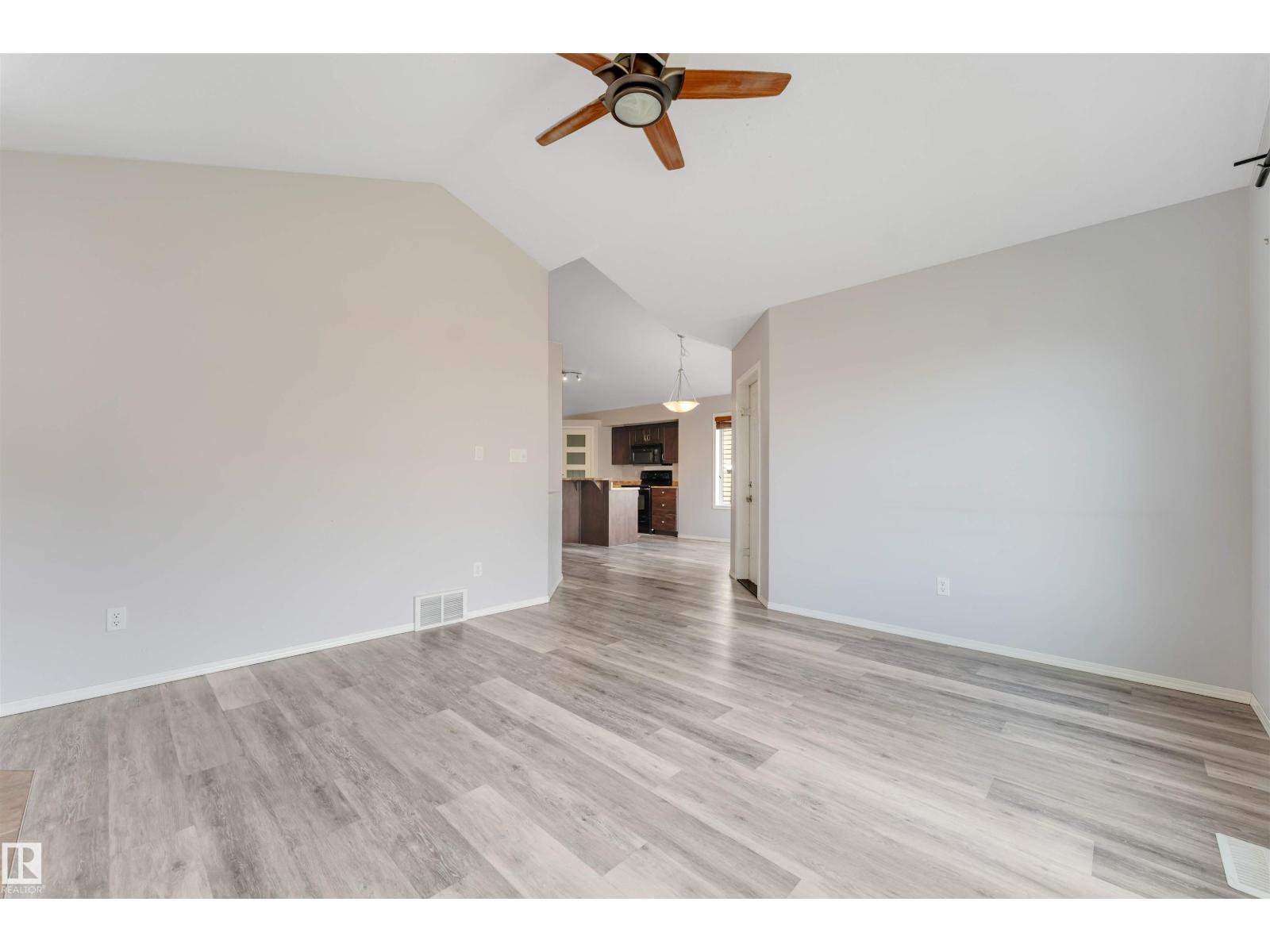 123 Rue Masson, Beaumont, Alberta  T4X 1S8 - Photo 23 - E4486468