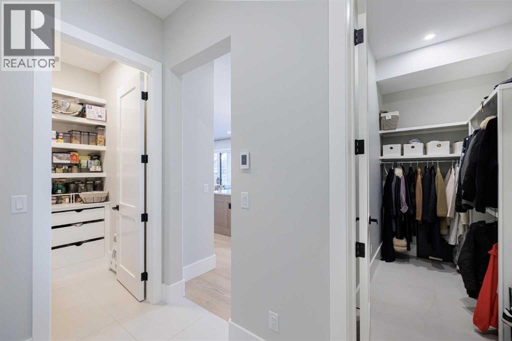 319 42 Street Sw, Calgary, Alberta  T3C 1Y4 - Photo 16 - A2307762