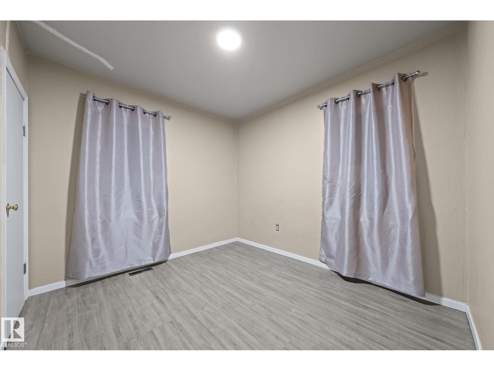 11414 85 St Nw, Edmonton, Alberta  T5B 3C9 - Photo 17 - E4486471