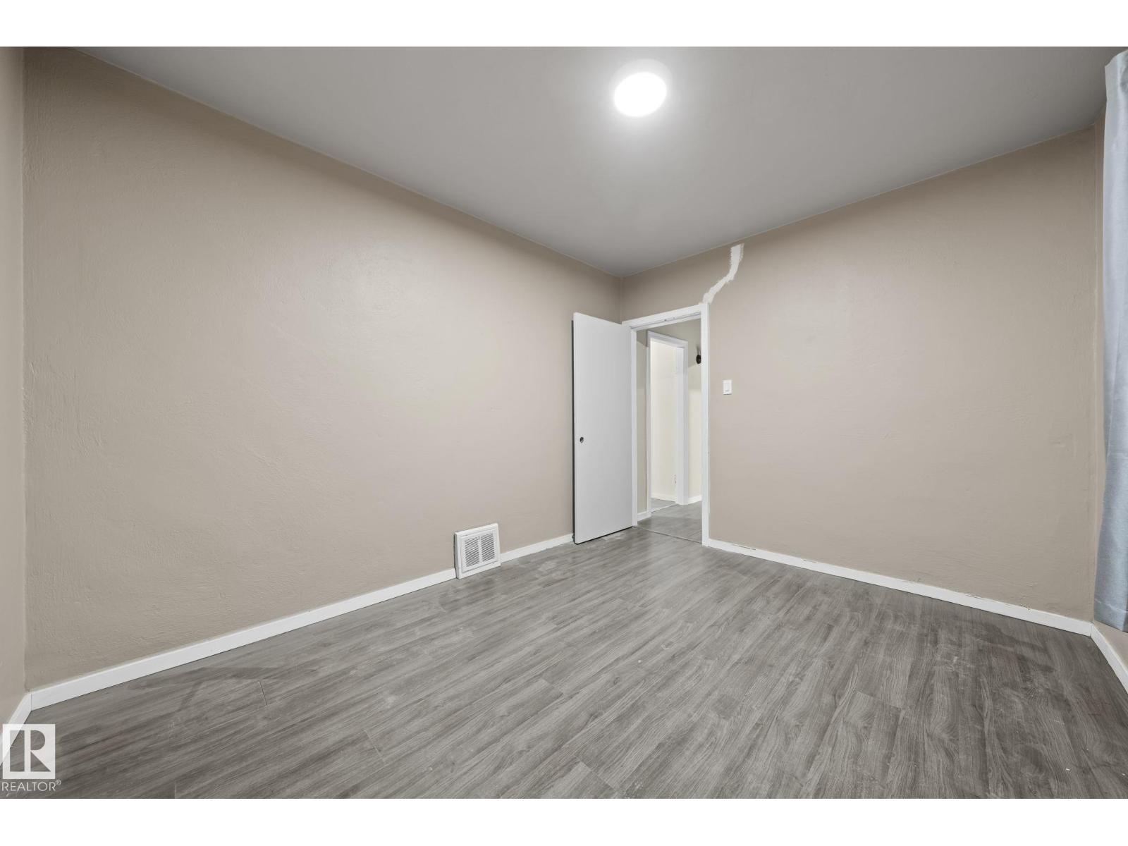 11414 85 St Nw, Edmonton, Alberta  T5B 3C9 - Photo 18 - E4486471